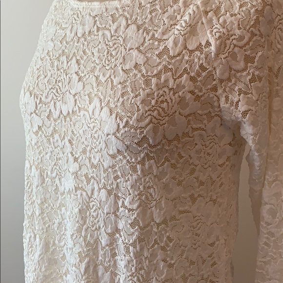 Lace long sleeve top🌻 - Picture 3 of 4